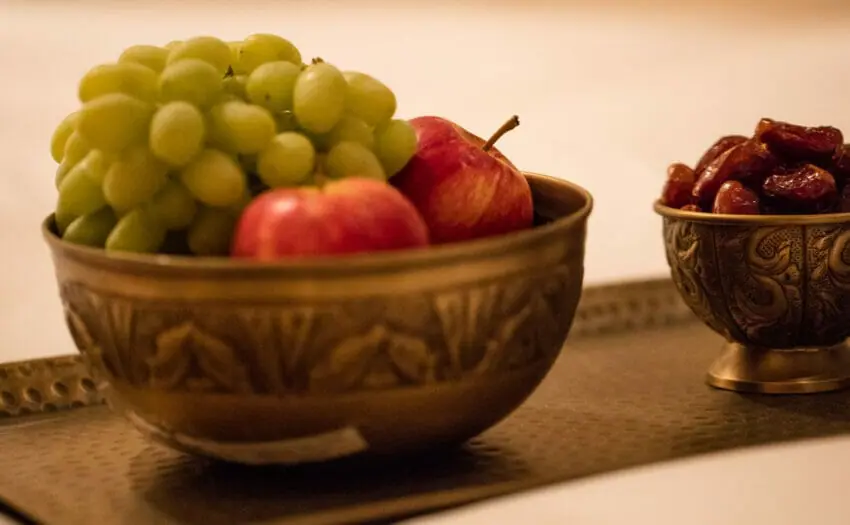 ALB Details Room Amenities Fruit Bowl With Dates 011