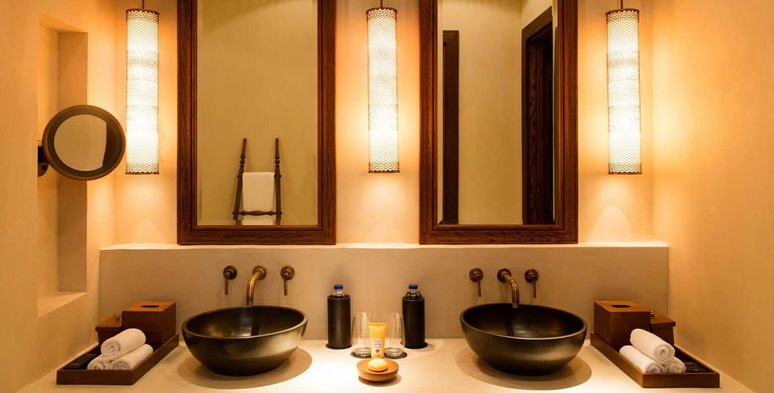 ALB Rooms Bathroom Vanity Area 012