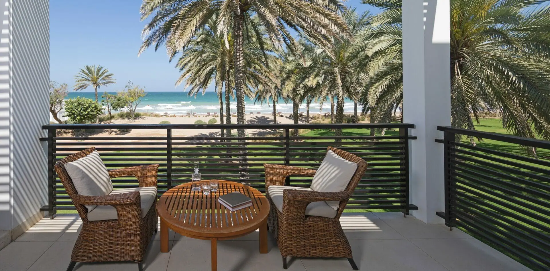 CMU Room Chedi Club Suite Sea View