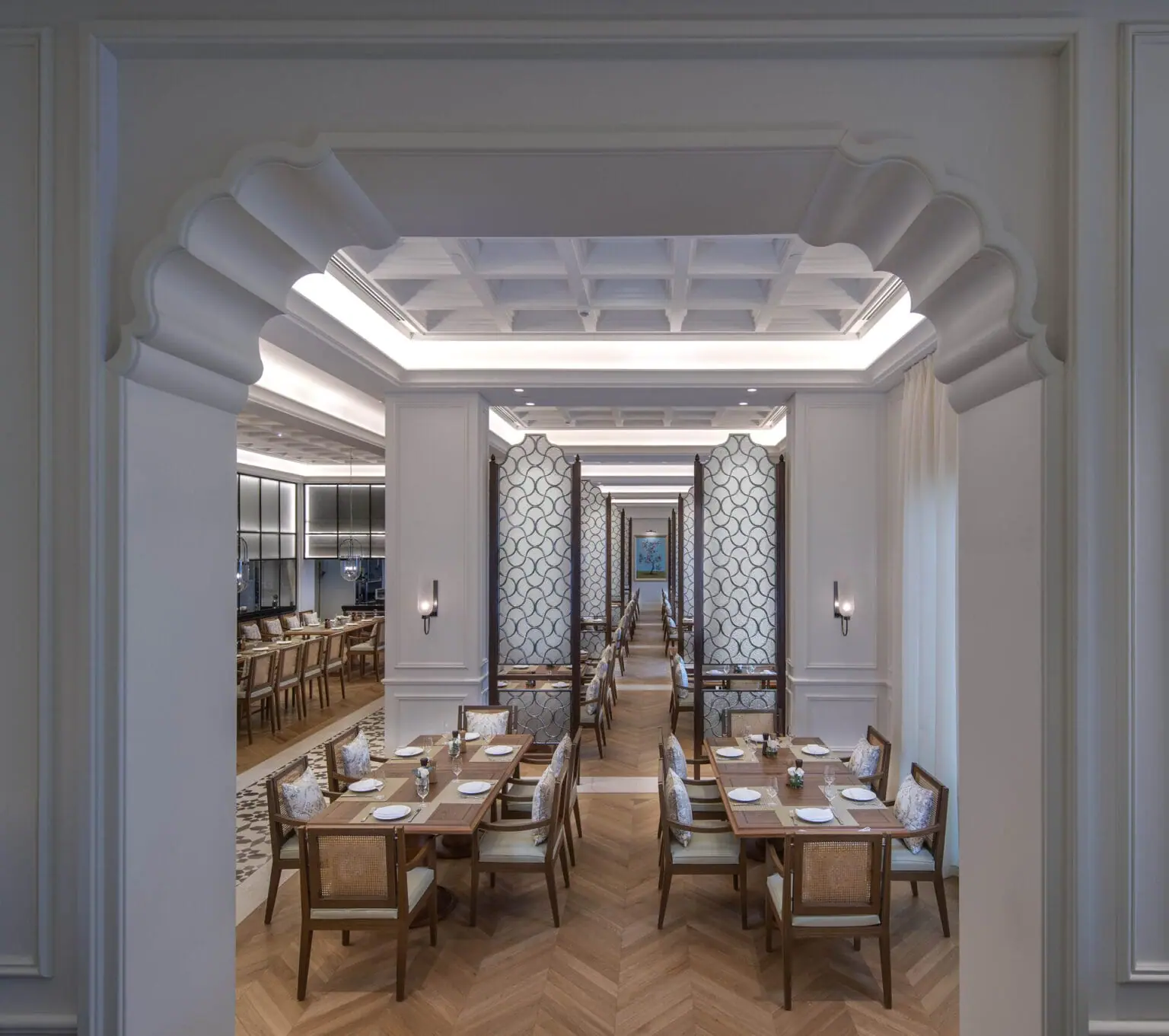 the-restaurant-indoor-outdoor-sea-view-restaurant-in-doha